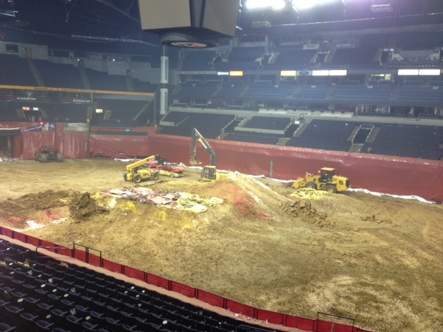 2013MonsterJamTearDown